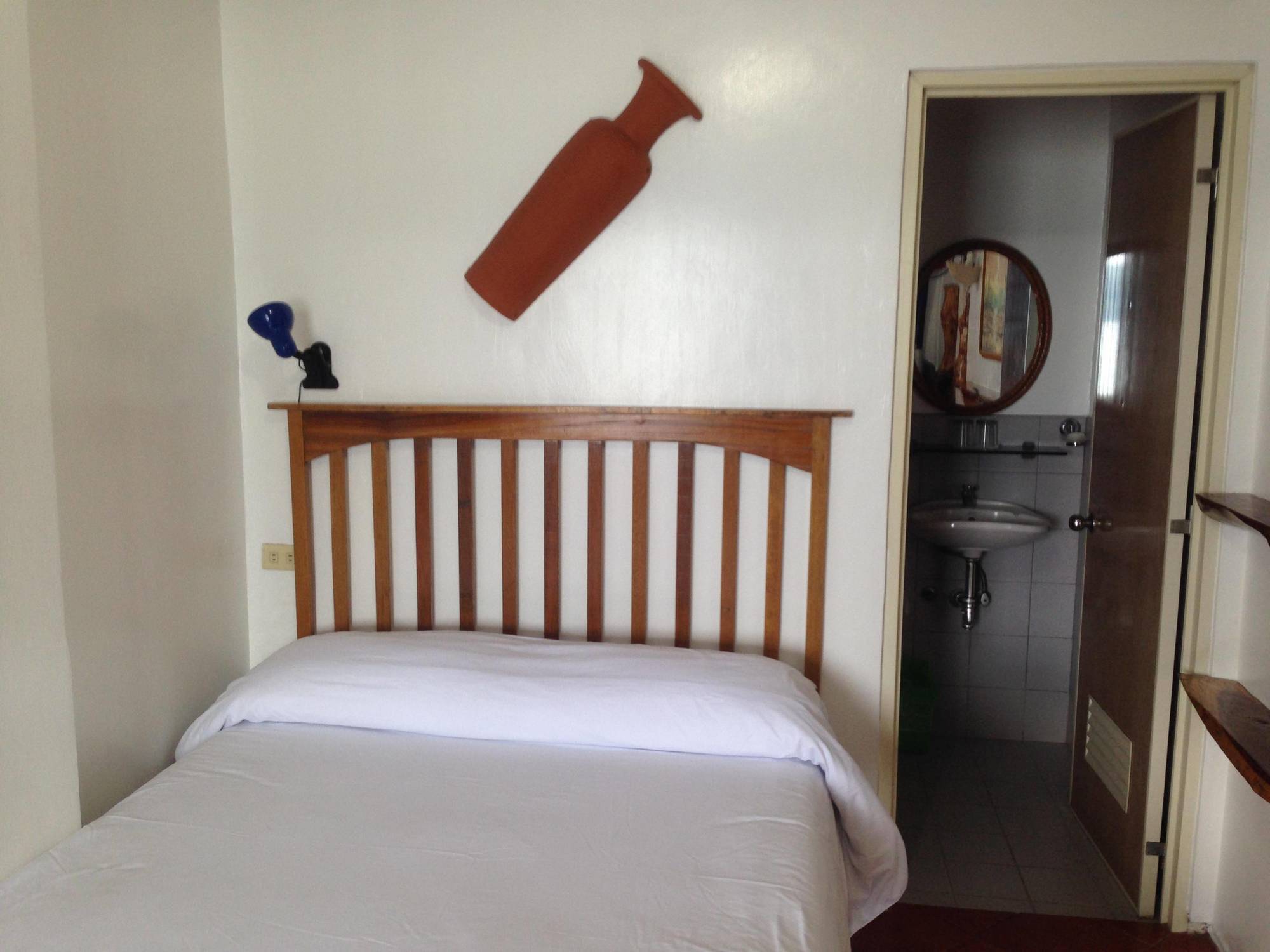 Harleys Hotel Olongapo Eksteriør billede